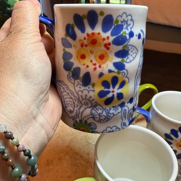 Anthropologie Biscuit Floral Ceramic Mugs Coffee Tea Set Of 4; 2 Yellow 2 Blue - Picture 8 of 9